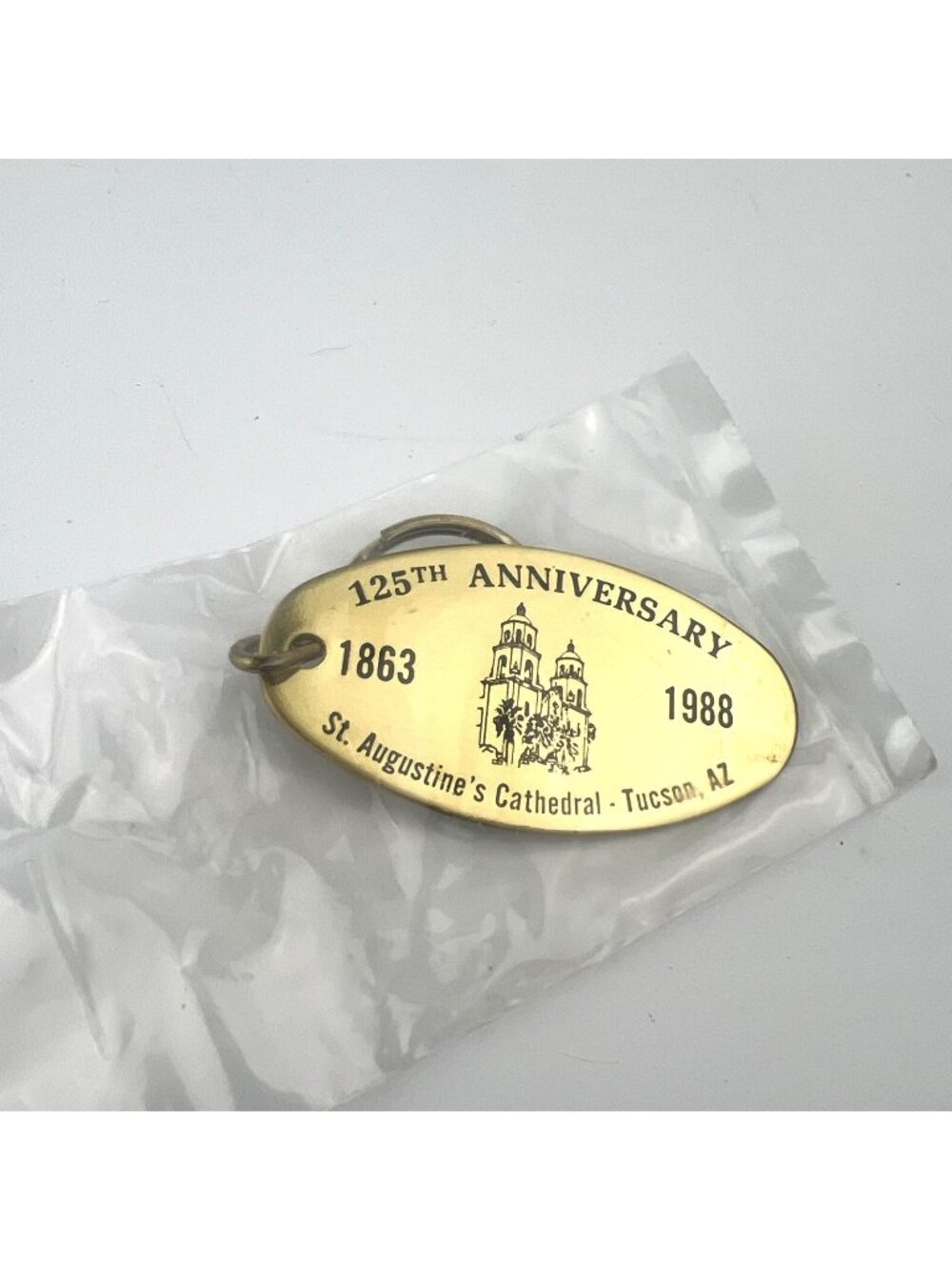 1988 San Augustines Cathedral Tuscon AZ Brass Keyring Keychain 125th Anniversary